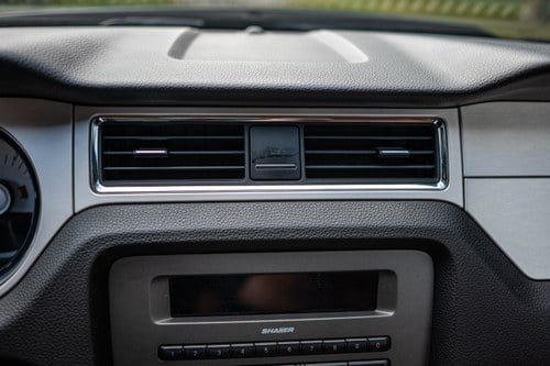 2012 Ford Mustang GT zum Verkauf (Bild 91 von 218)