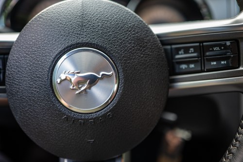 2012 Ford Mustang GT zum Verkauf (Bild 105 von 218)