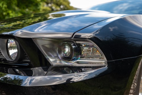 2012 Ford Mustang GT zum Verkauf (Bild 147 von 218)