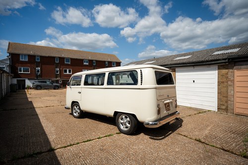 1969 Volkswagen Type 2 Bay Window Camper Conversion Te koop (foto 10 van 123)
