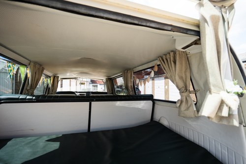 1969 Volkswagen Type 2 Bay Window Camper Conversion Te koop (foto 63 van 123)