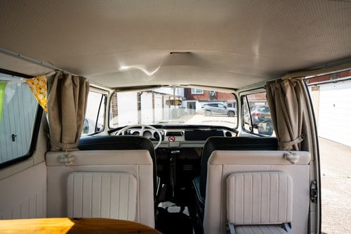 1969 Volkswagen Type 2 Bay Window Camper Conversion Te koop (foto 73 van 123)