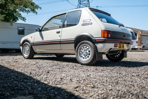 1990 Peugeot 205 GTI 1.6 Phase 1 For Sale (picture 18 of 247)