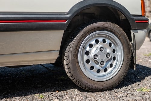 1990 Peugeot 205 GTI 1.6 Phase 1 For Sale (picture 29 of 247)