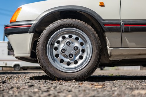 1990 Peugeot 205 GTI 1.6 Phase 1 For Sale (picture 28 of 247)