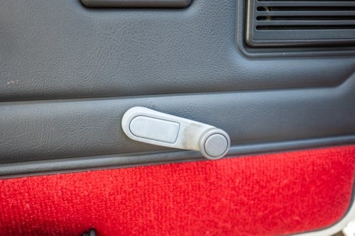 1990 Peugeot 205 GTI 1.6 Phase 1 For Sale (picture 37 of 247)