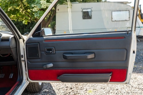 1990 Peugeot 205 GTI 1.6 Phase 1 For Sale (picture 40 of 247)