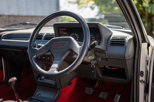 1990 Peugeot 205 GTI 1.6 Phase 1 For Sale (picture 31 of 247)