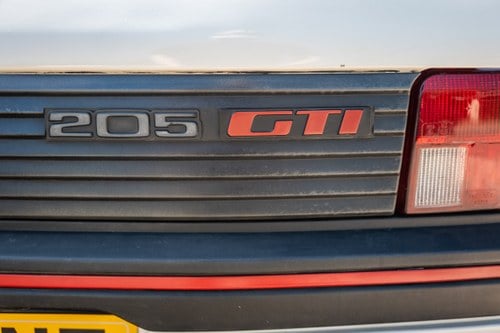 1990 Peugeot 205 GTI 1.6 Phase 1 For Sale (picture 166 of 247)