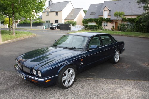 1999 JAGUAR XJ8 XJR-XJ8 - fiabilisée Kaufen Bei