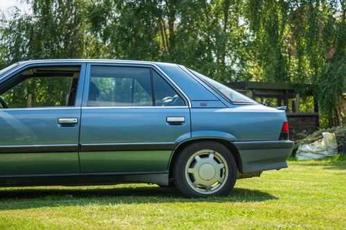 1989 Renault 25 GTX 2.2L Automatic For Sale (picture 54 of 82)