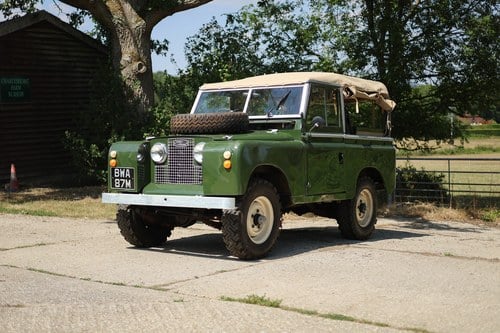 1966 Land Rover Series IIA 88” à vendre (picture 5 of 202)