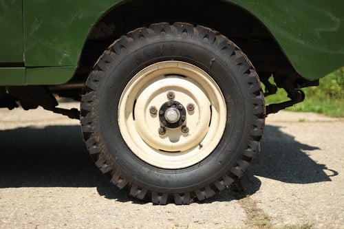 1966 Land Rover Series IIA 88” à vendre (picture 15 of 202)