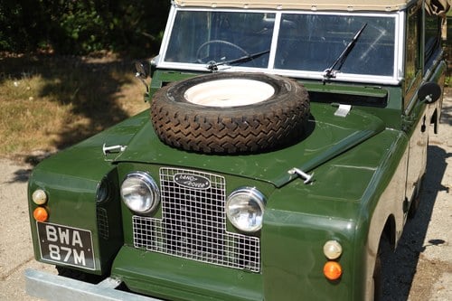 1966 Land Rover Series IIA 88” à vendre (picture 109 of 202)