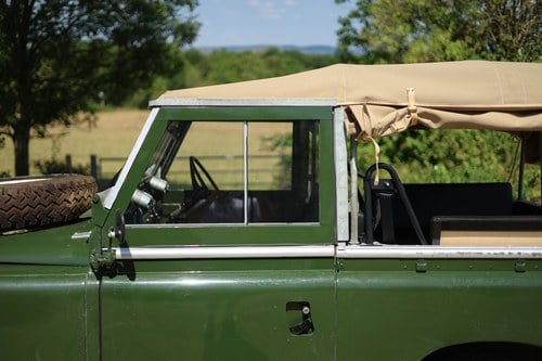 1966 Land Rover Series IIA 88” à vendre (picture 123 of 202)