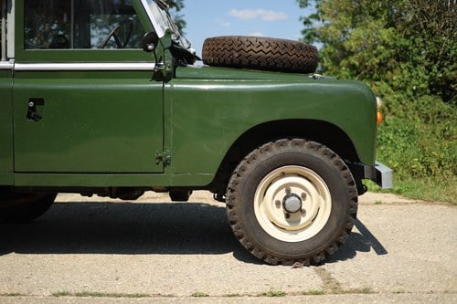 1966 Land Rover Series IIA 88” à vendre (picture 143 of 202)