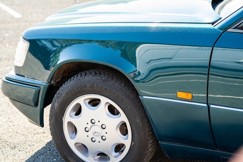 1995 Mercedes-Benz C124 E320 Coupe à vendre (picture 64 of 101)
