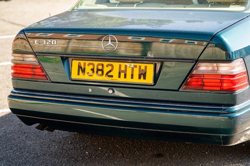 1995 Mercedes-Benz C124 E320 Coupe à vendre (picture 77 of 101)