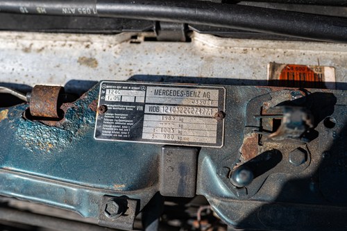 1995 Mercedes-Benz C124 E320 Coupe à vendre (picture 90 of 101)