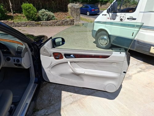 2002 Mercedes-Benz A208 CLK320 zum Verkauf (Bild 4 von 53)