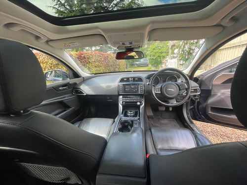 2017 Jaguar X760 XE 20d Portfolio AWD En venta (imagen 16 de 39)