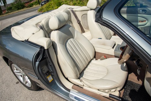 2003 Jaguar XK8 Convertible Auto Te koop (foto 38 van 152)