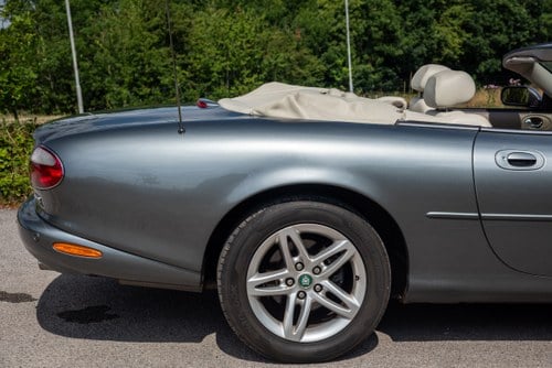 2003 Jaguar XK8 Convertible Auto Te koop (foto 72 van 152)