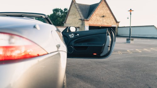 2007 Jaguar X150 XK8 Convertible In vendita (immagine 37 di 145)