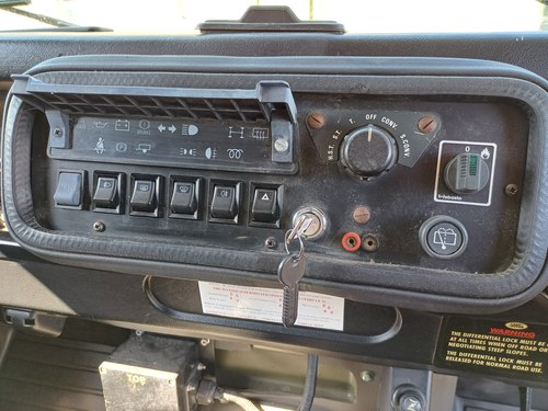 1999 Land Rover Defender 90 Wolf Winter Wader For Sale (picture 38 of 104)