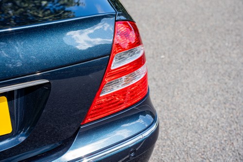 2003 Mercedes-Benz E500 (W211) till salu (bild 71 av 92)