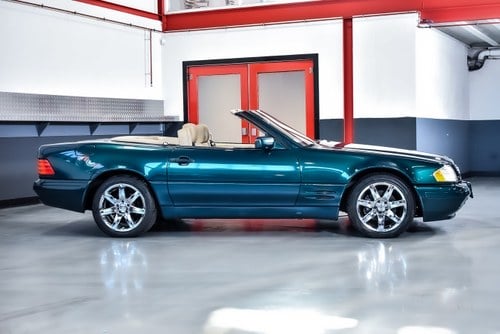 1998 Mercedes-Benz R129 SL500 Convertible 5,0L V8 In vendita (immagine 16 di 111)