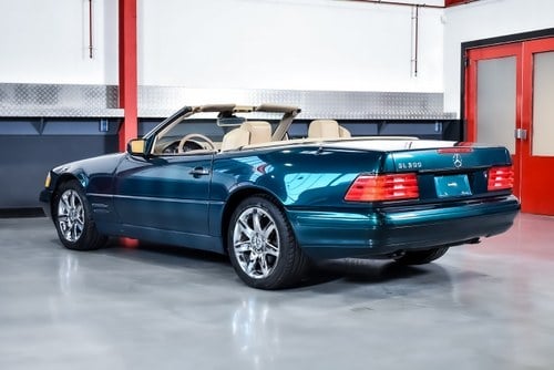 1998 Mercedes-Benz R129 SL500 Convertible 5,0L V8 In vendita (immagine 25 di 111)