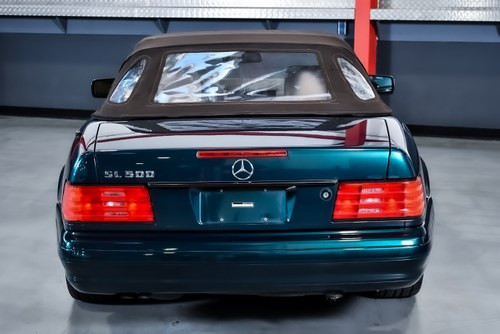 1998 Mercedes-Benz R129 SL500 Convertible 5,0L V8 In vendita (immagine 32 di 111)