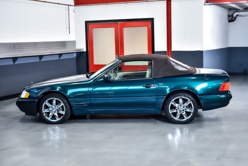 1998 Mercedes-Benz R129 SL500 Convertible 5,0L V8 In vendita (immagine 35 di 111)