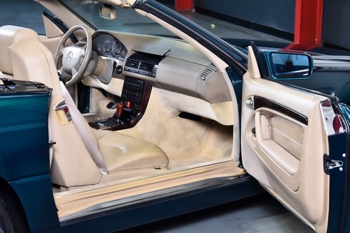 1998 Mercedes-Benz R129 SL500 Convertible 5,0L V8 In vendita (immagine 59 di 111)