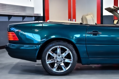 1998 Mercedes-Benz R129 SL500 Convertible 5,0L V8 In vendita (immagine 66 di 111)