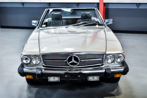 1985 Mercedes-Benz R107 380SL Convertible 3,8L V8 (68k miles) zum Verkauf (Bild 2 von 116)