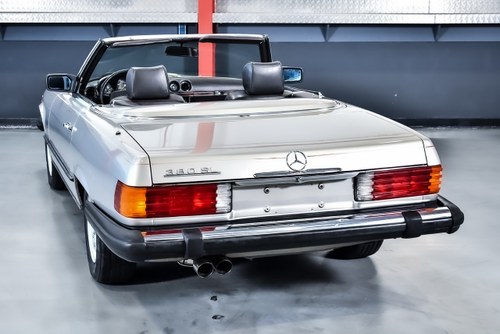 1985 Mercedes-Benz R107 380SL Convertible 3,8L V8 (68k miles) zum Verkauf (Bild 20 von 116)