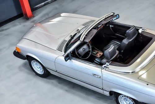 1985 Mercedes-Benz R107 380SL Convertible 3,8L V8 (68k miles) zum Verkauf (Bild 91 von 116)