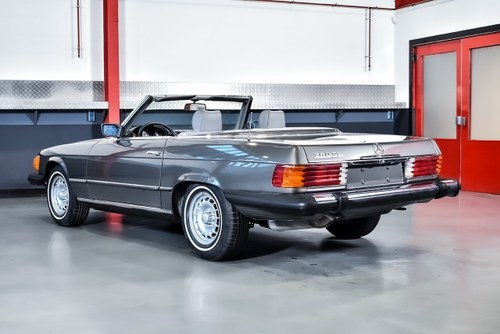 1984 Mercedes-Benz R107 380SL Convertible 3,8L V8 zum Verkauf (Bild 22 von 102)