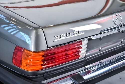 1984 Mercedes-Benz R107 380SL Convertible 3,8L V8 zum Verkauf (Bild 80 von 102)