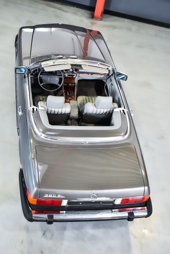 1984 Mercedes-Benz R107 380SL Convertible 3,8L V8 zum Verkauf (Bild 84 von 102)