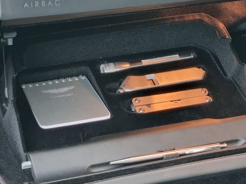 2004 Aston Martin V12 Vanquish For Sale (picture 16 of 35)