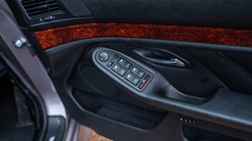 2000 BMW 525iSE Auto (E39) In vendita (immagine 74 di 250)