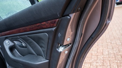 2000 BMW 525iSE Auto (E39) In vendita (immagine 87 di 250)