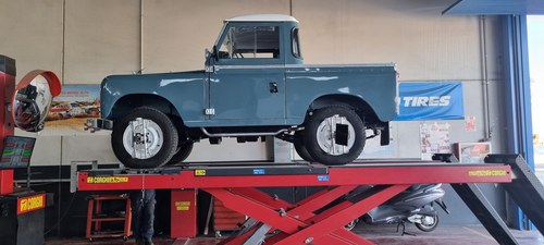 1976 Land Rover Santana Series III 88in Especial In vendita (immagine 37 di 72)