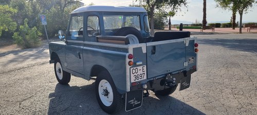 1976 Land Rover Santana Series III 88in Especial In vendita (immagine 10 di 72)