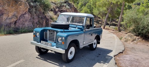 1976 Land Rover Santana Series III 88in Especial In vendita (immagine 1 di 72)