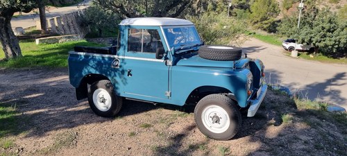 1976 Land Rover Santana Series III 88in Especial In vendita (immagine 18 di 72)