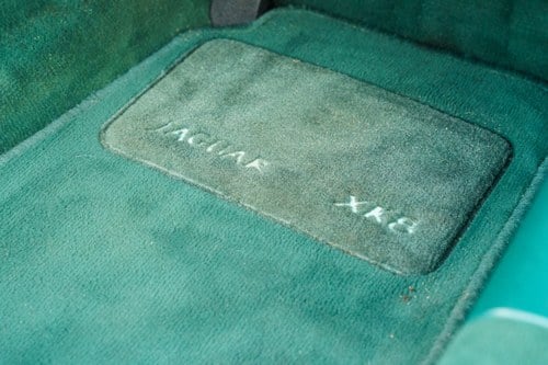 1998 Jaguar XK8 (X100) zum Verkauf (Bild 42 von 150)